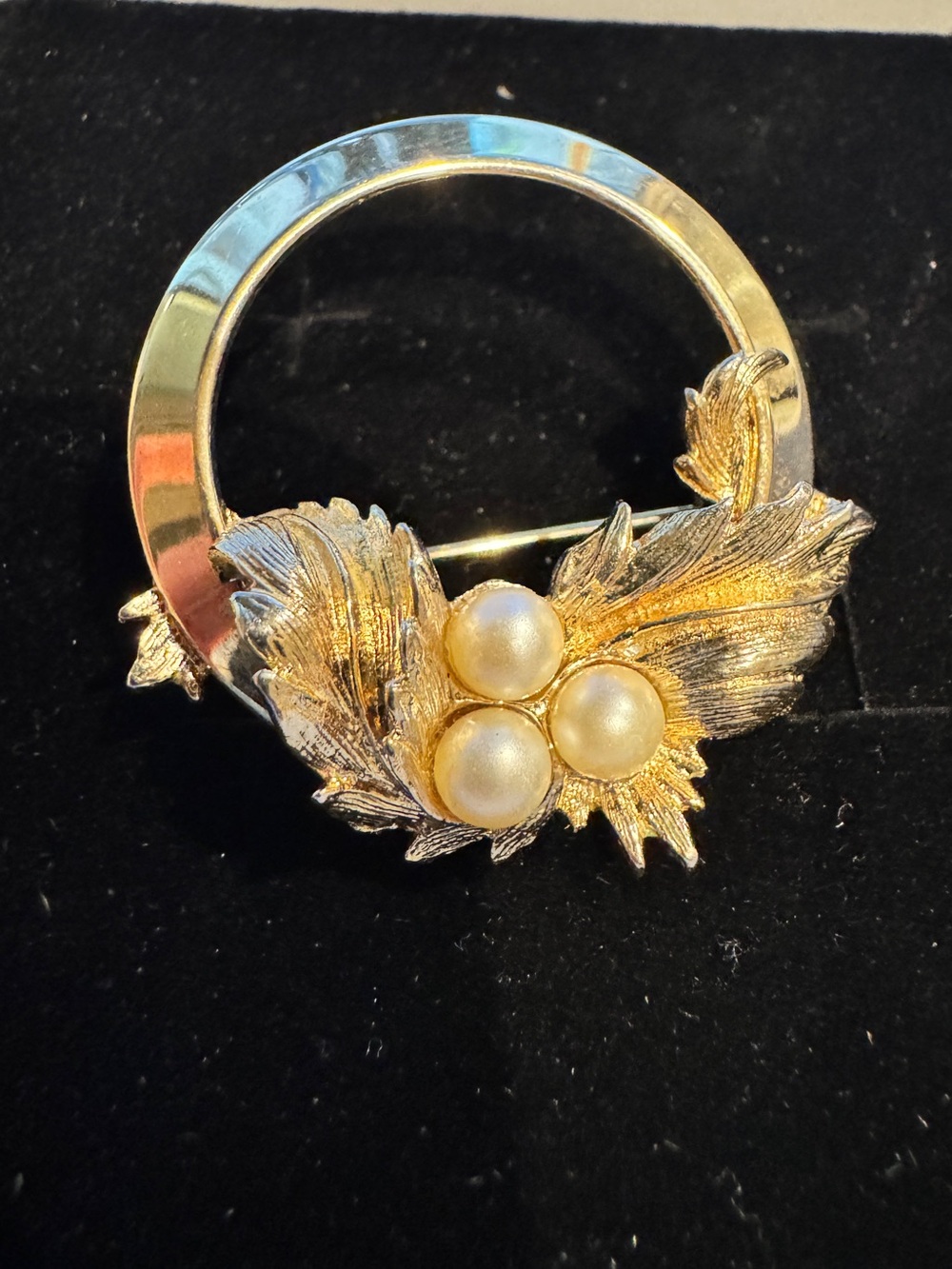 Sarah Coventry Accent Leaf Brooch - Women Jewelry